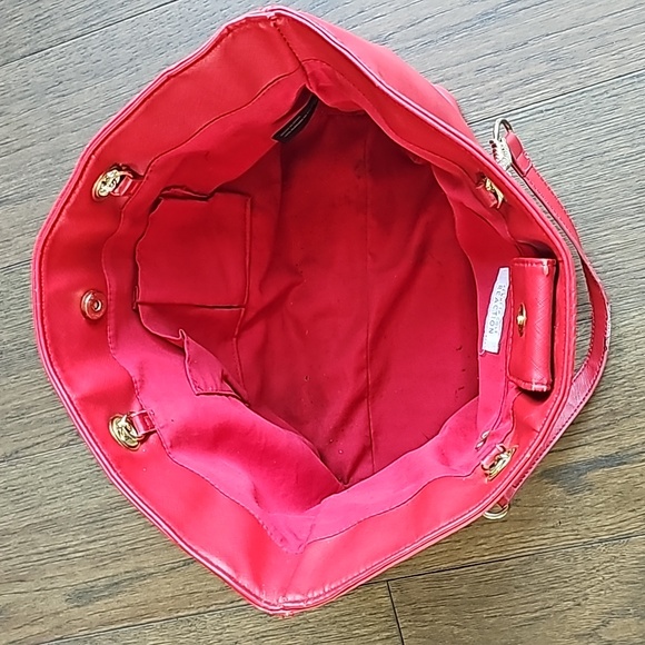 KENNETH COLE REACTION - Picture 6 of 11